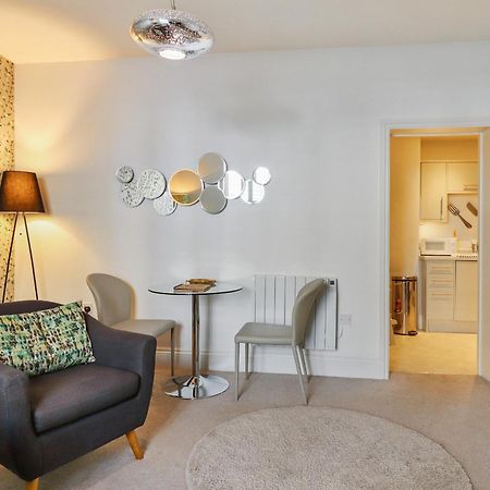 Апартаменти 3, Gainsborough House Челтнем Екстер'єр фото